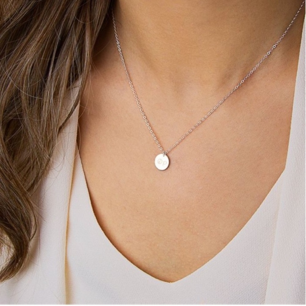 Dainty Circle Necklace